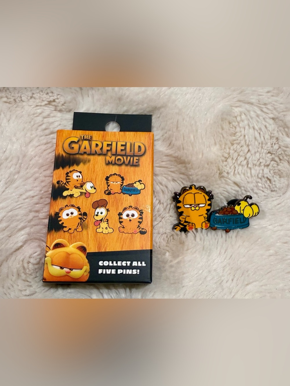 Garfield Chibi Garfield Blind Box Enamel Pin Hot Topic Exclusive